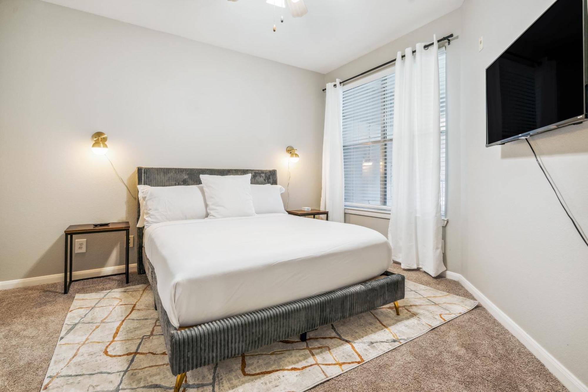 Апартаменты 1001 Ross Avenue Даллас Экстерьер фото
